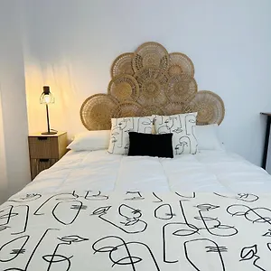studio-picassiano.hotelsinnerja.org/