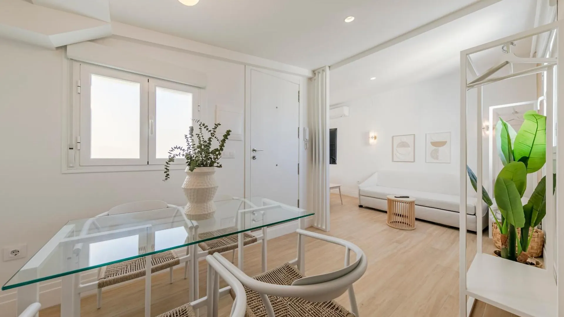 Isg Apartments Faustino 45-3 Seville