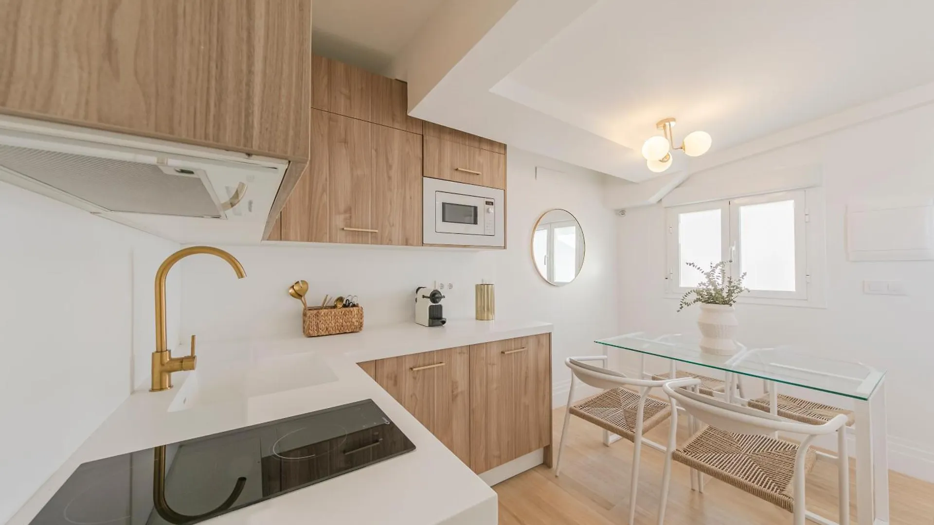 Isg Apartments Faustino 45-3 Seville