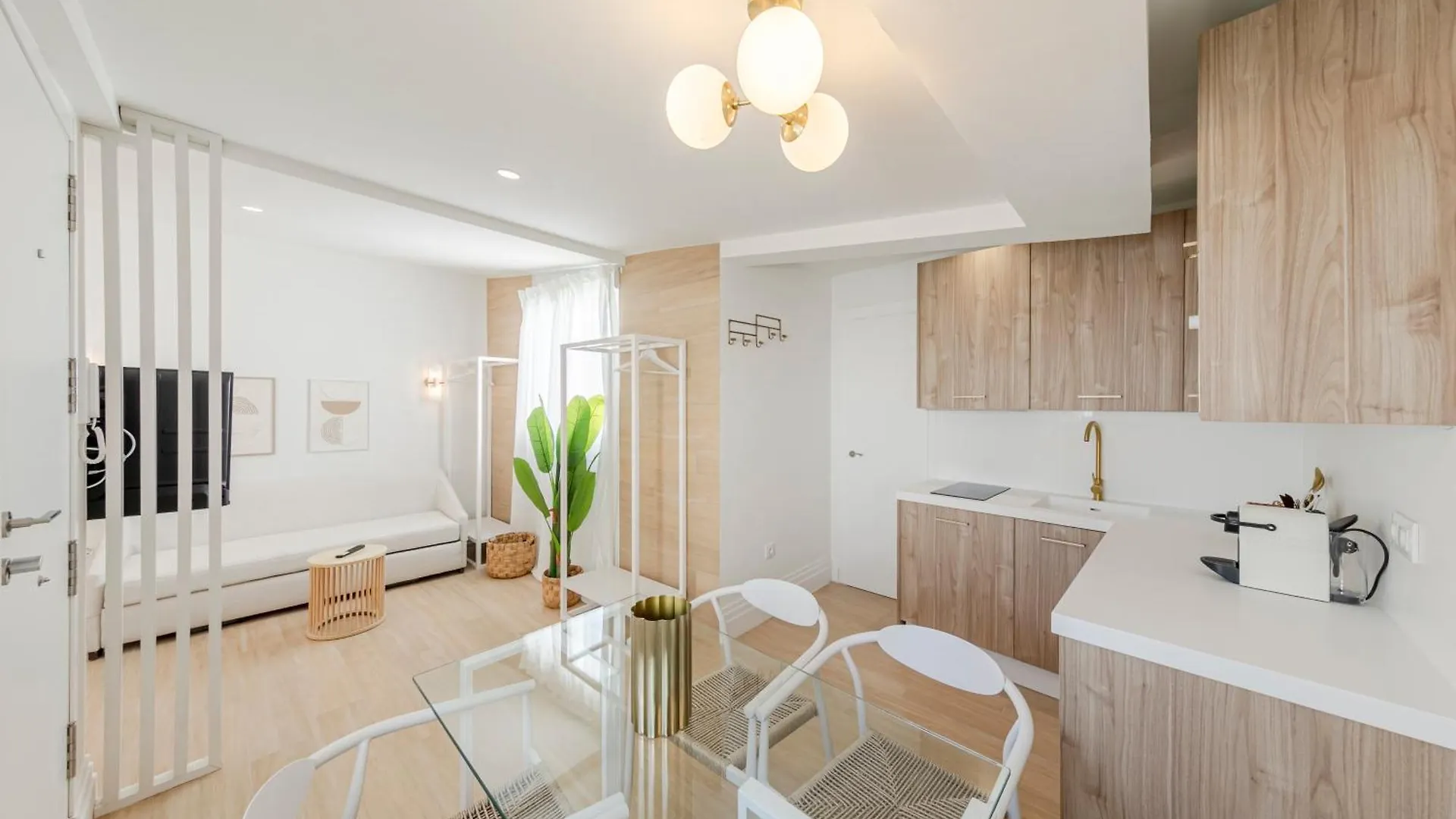 Isg Apartments Faustino 45-3 Seville